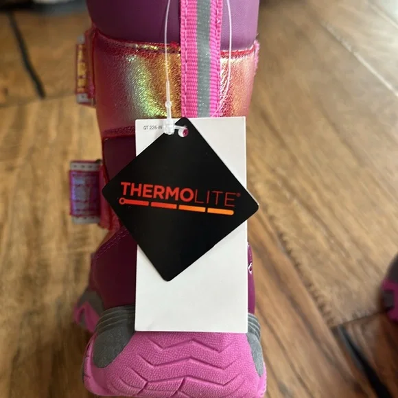 Toddler Girl’s Land’s End Snowboots - Picture 6 of 6